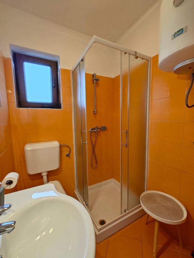Apartments Bevanda Bale Eksteriør billede